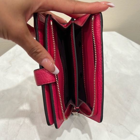 🔥NWOT Kate Spade Vibrant Pink Clutch🔥 - Picture 5 of 7